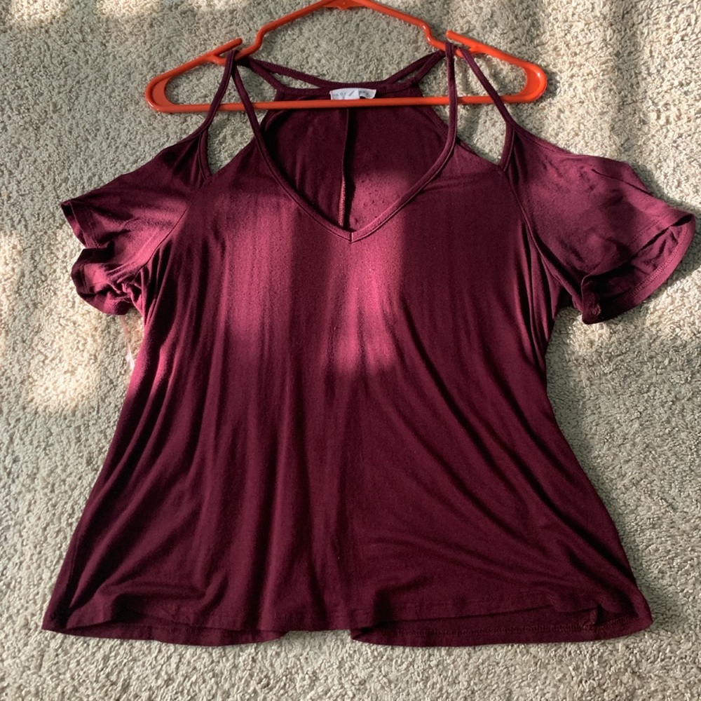 maroon short sleeve cut out on shoulders